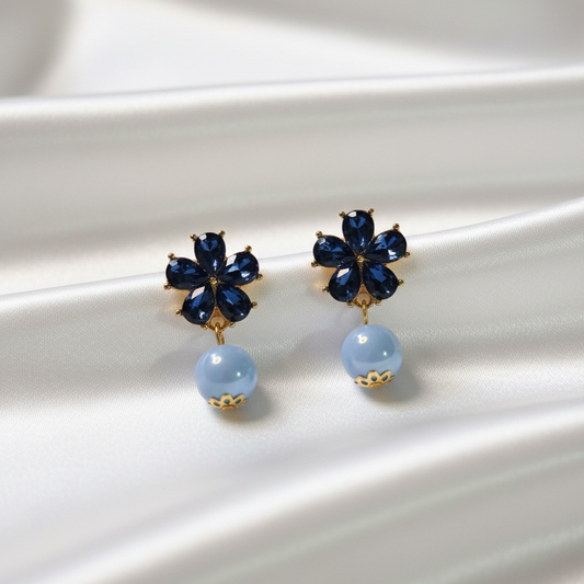 Pearl Blue Flower Necklace