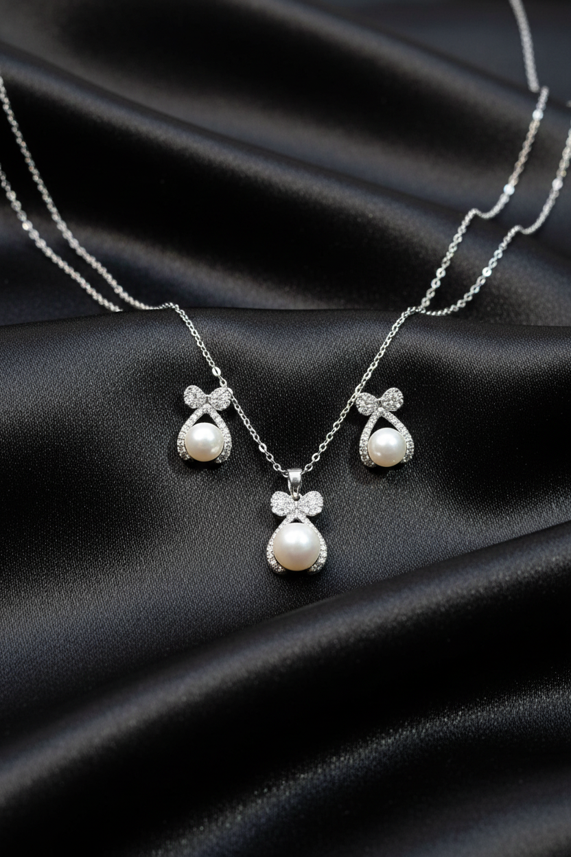 Silver Pearl Bow Necklace Set