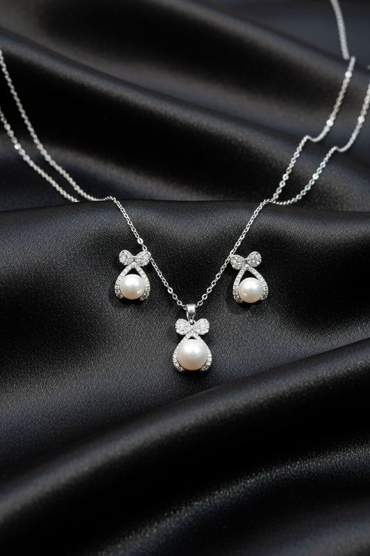 Silver Pearl Bow Necklace Set