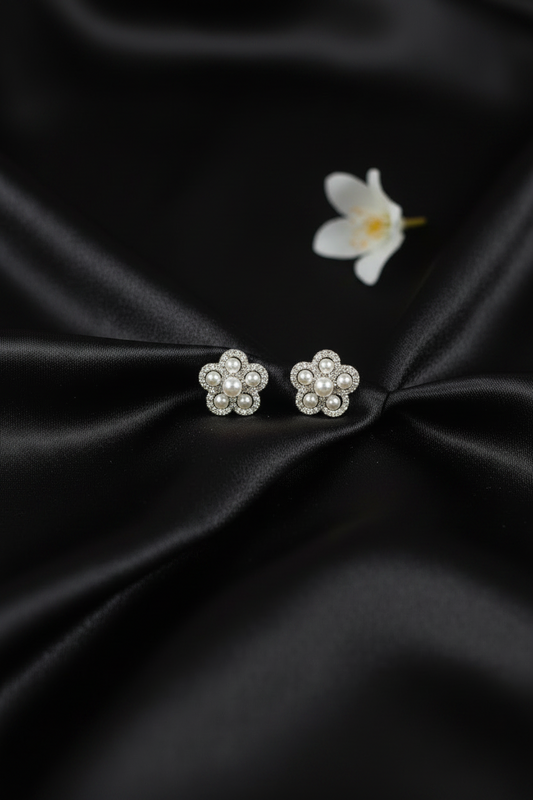 Daisy Pearl Studs