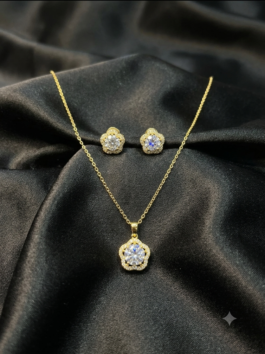 Gold Diamond 5 Petaled Flower Necklace Set