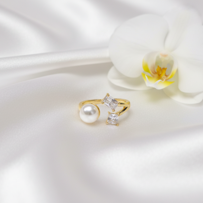 Gold Pearl Prism Adjustable Ring
